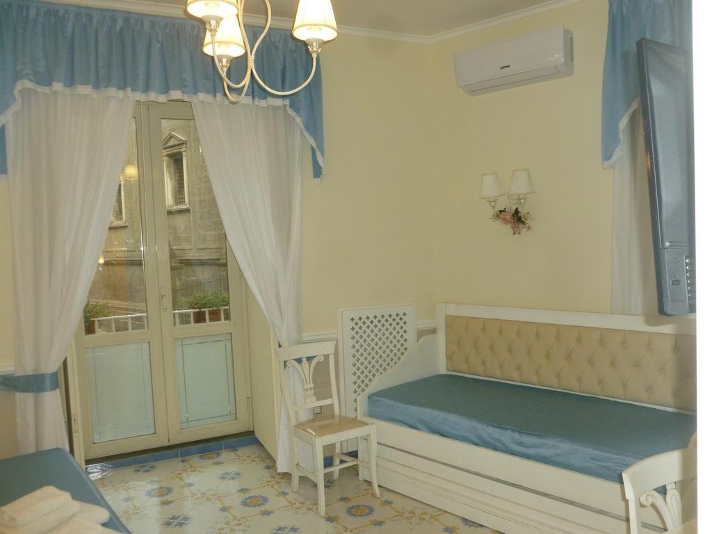 Olimpo Degli Dei Bed & Breakfast Naples Exterior photo